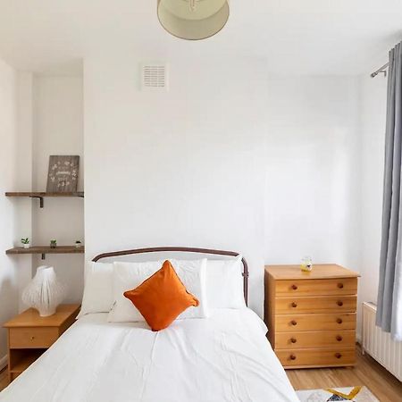 Large, Bright And Spacious 3 Bed Flat In Londres Exterior foto