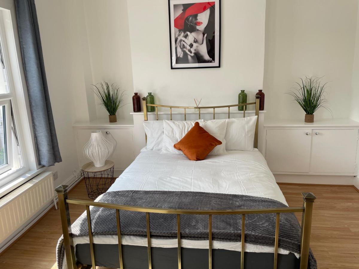 Large, Bright And Spacious 3 Bed Flat In Londres Exterior foto