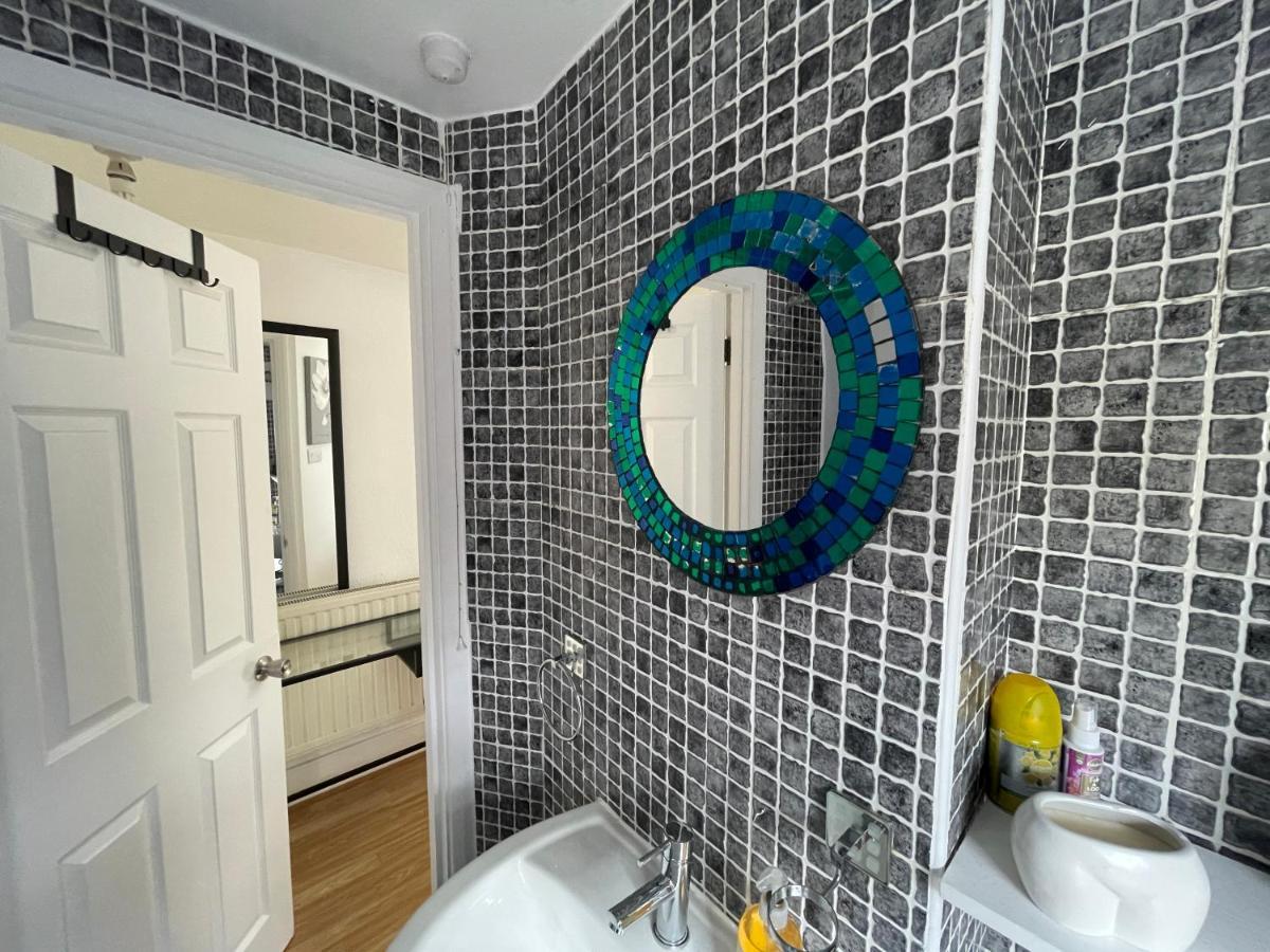 Large, Bright And Spacious 3 Bed Flat In Londres Exterior foto