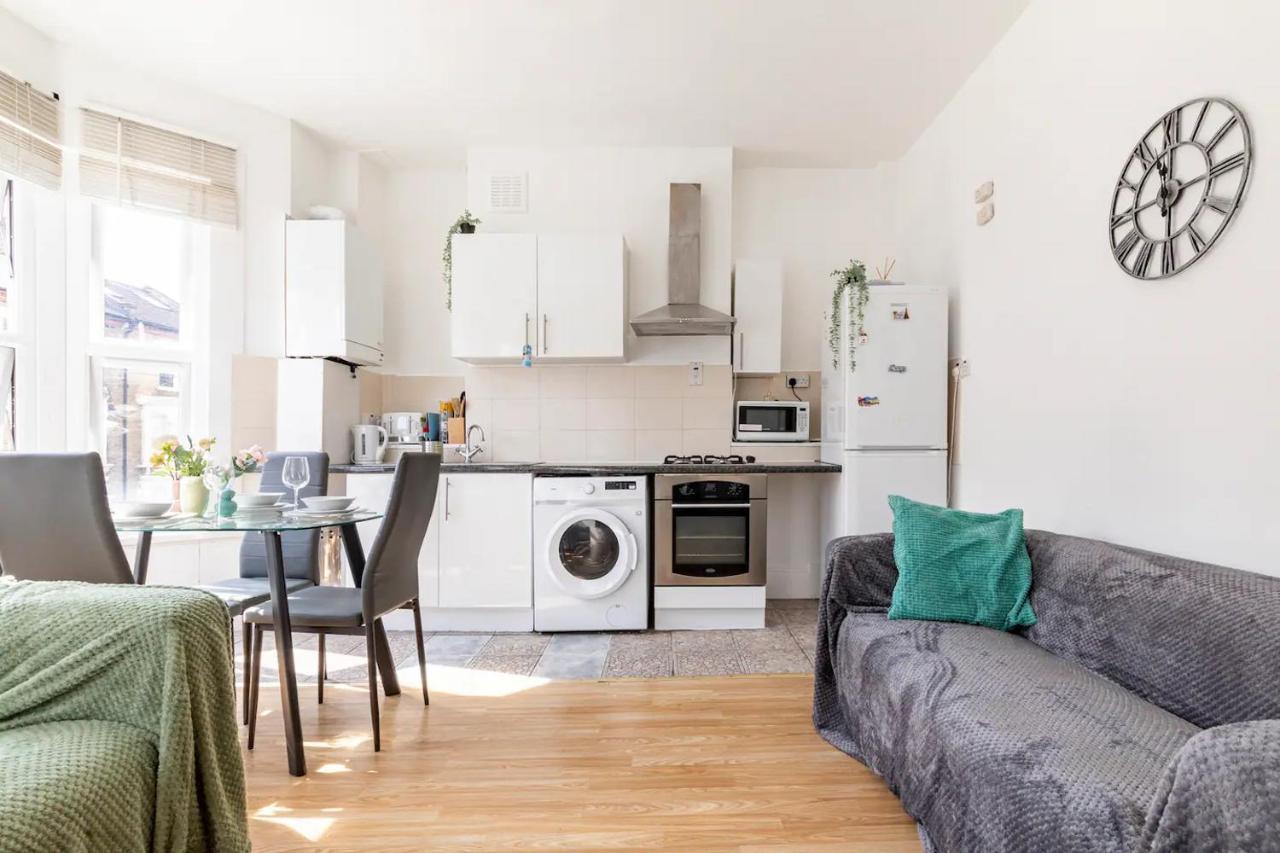 Large, Bright And Spacious 3 Bed Flat In Londres Exterior foto